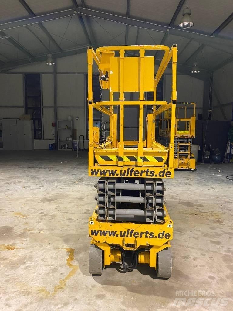 Genie GS 2632 Scissor Lifts