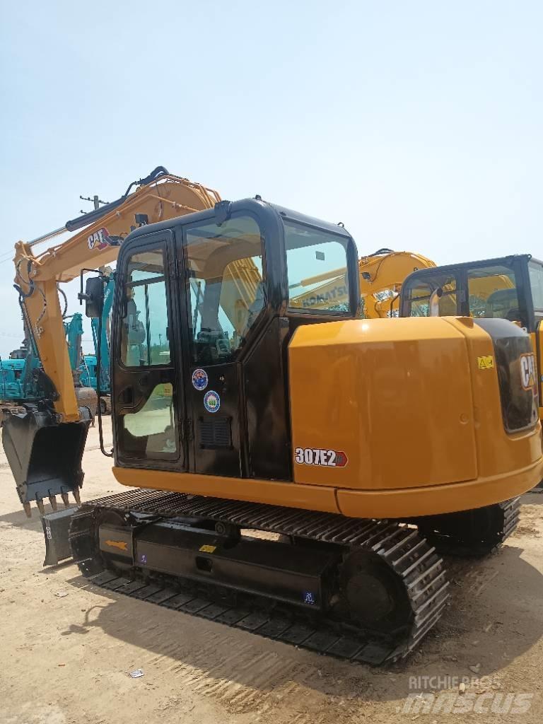 CAT 307E2 Mini excavators  7t - 12t