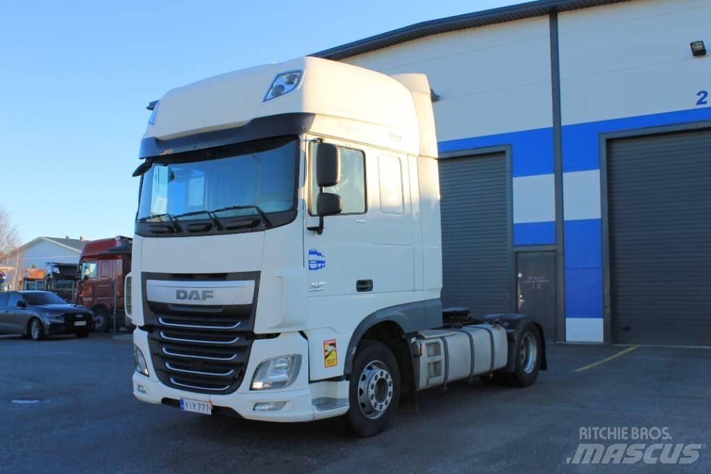 DAF XF 440 Conventional Trucks / Tractor Trucks