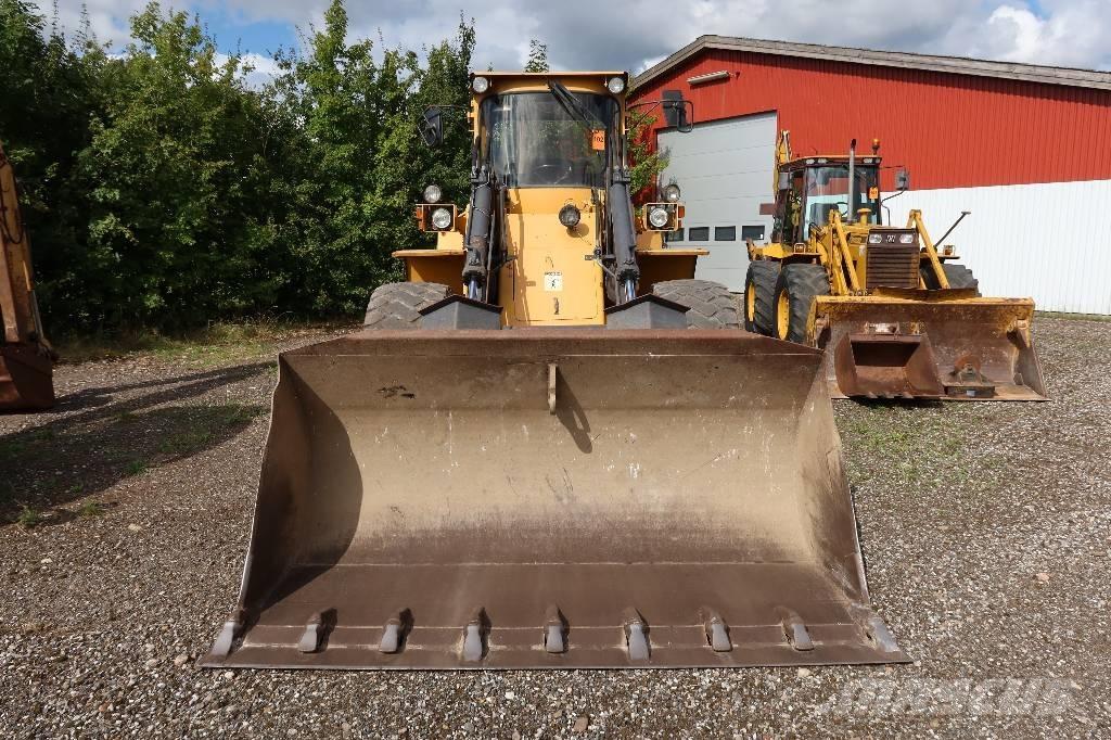 Volvo BM L 90 Wheel Loaders