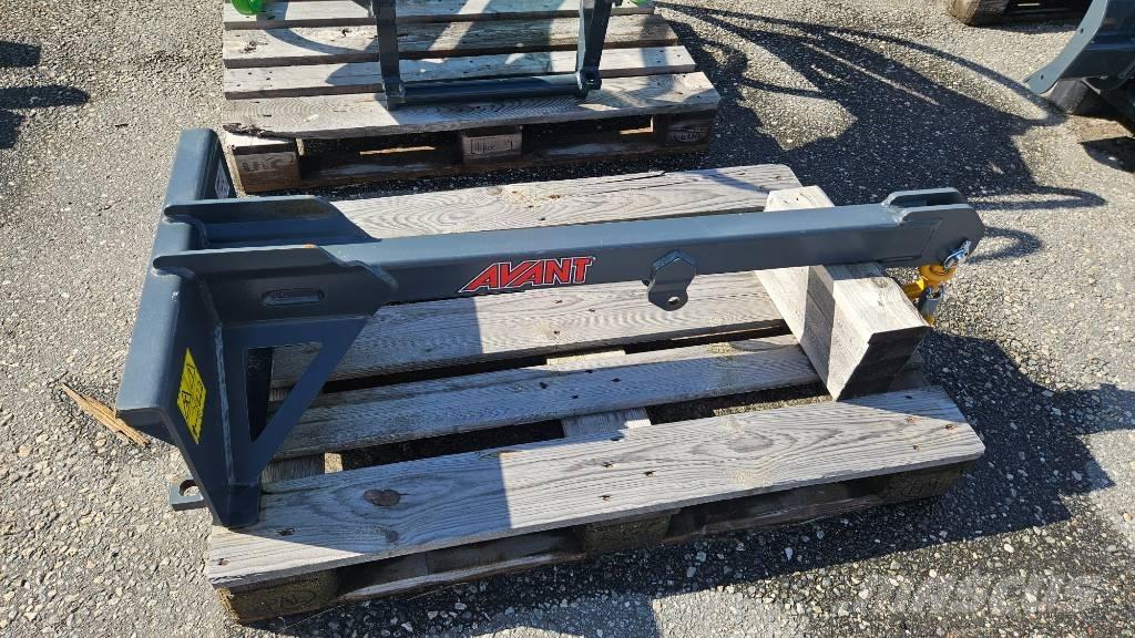 Avant Lyftbom Skid Steer Loaders