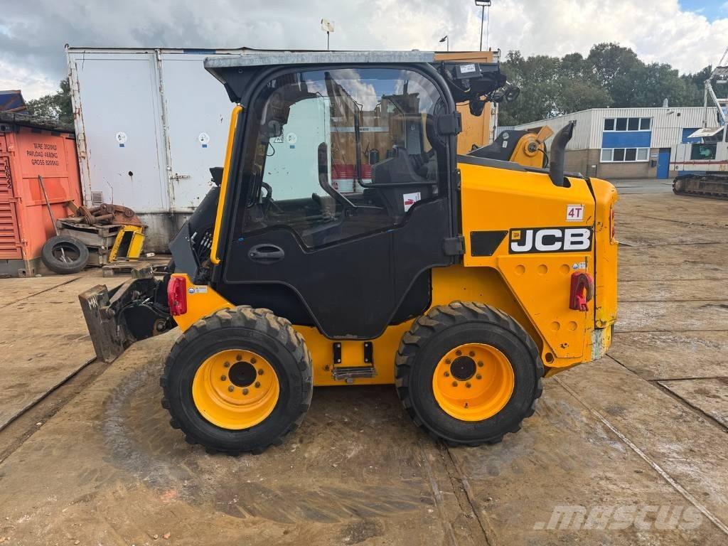 JCB 250t4 Skid Steer Loaders