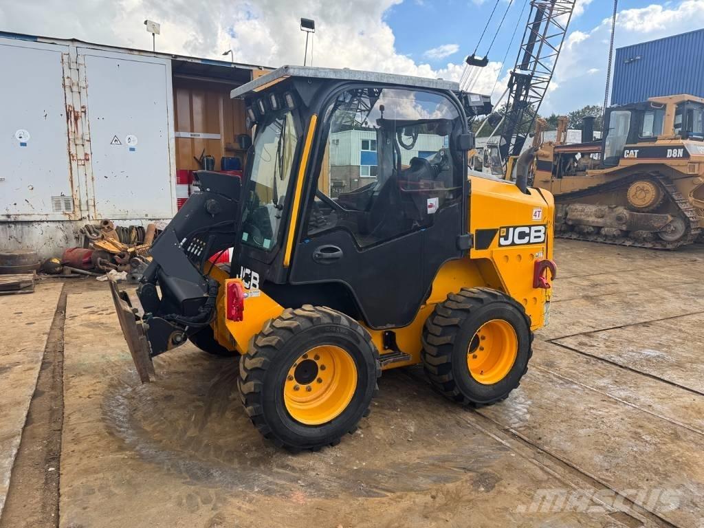 JCB 250t4 Skid Steer Loaders