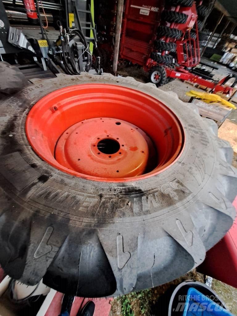 Michelin xobib Tires, wheels and rims