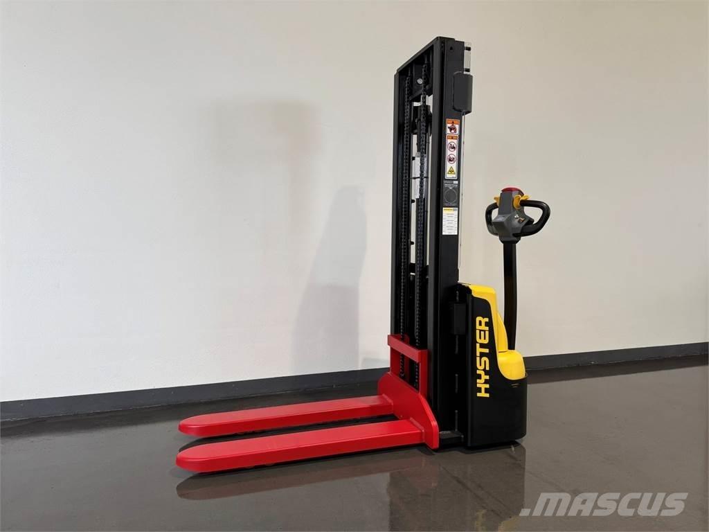Hyster SC1.2 Pedestrian stacker