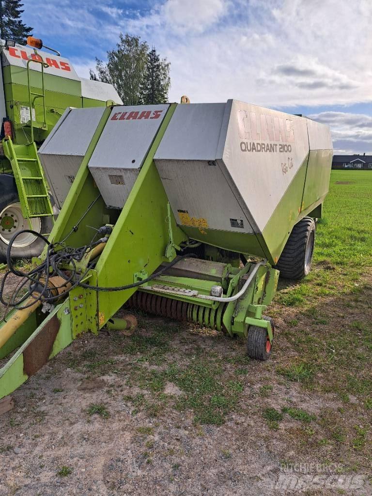 CLAAS 2100RC Square Balers