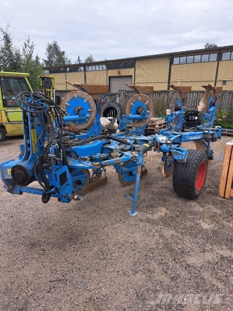 Lemken Vari-Opal 8 Reversible ploughs