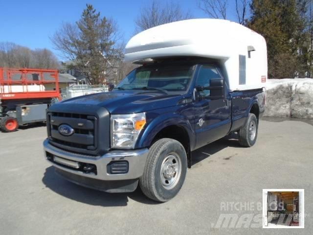 Ford F 450 XL SD Work Trucks / Municipal