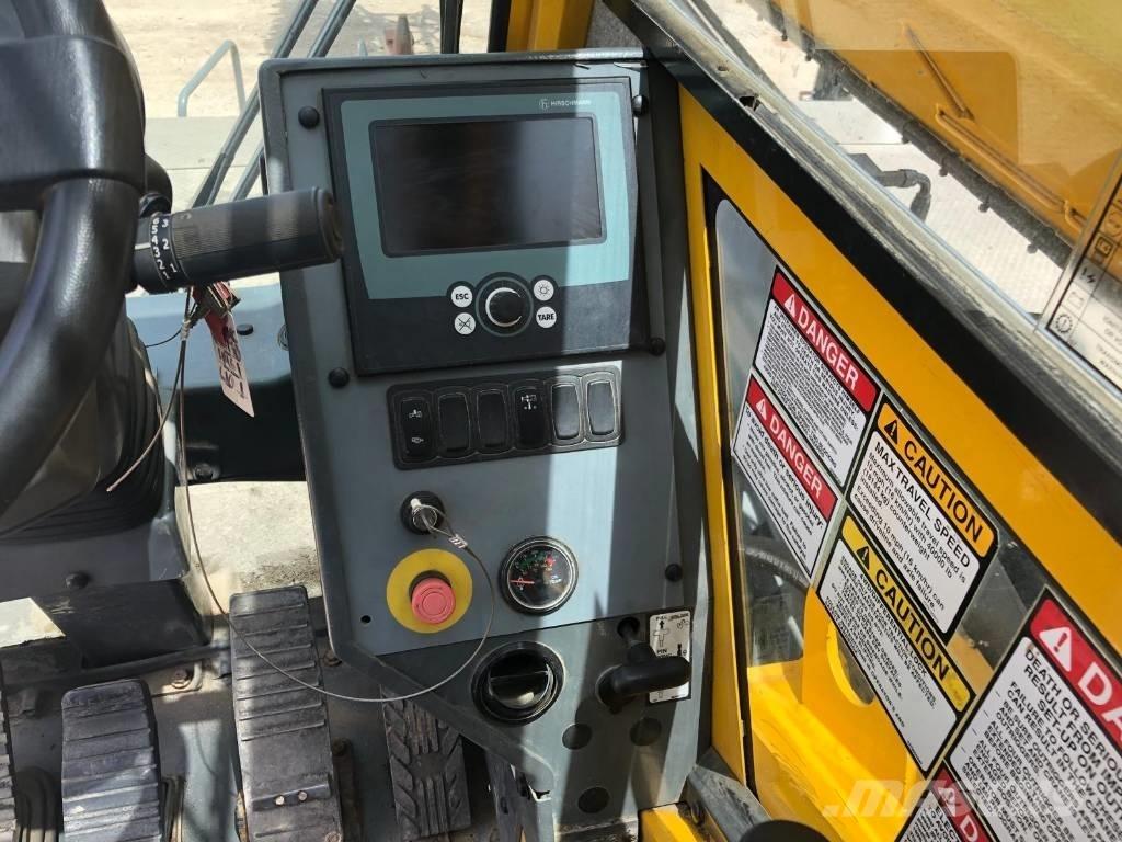 Grove RT 9130 E-2 Rough Terrain Cranes