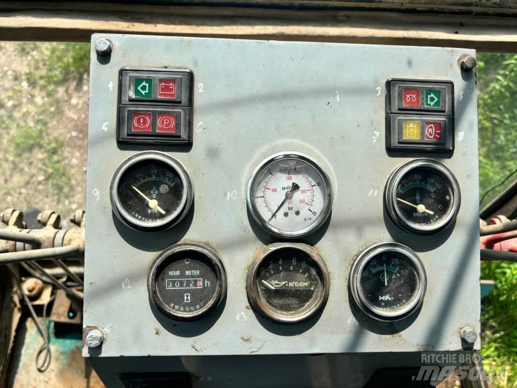  CGLM PY185A Motor Graders