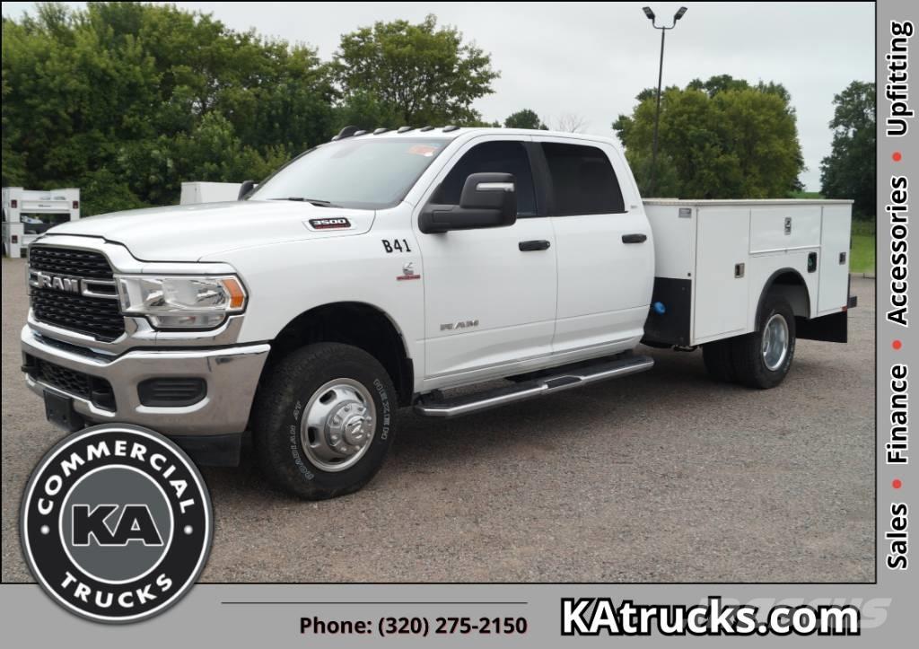 RAM 3500 SLT Pickup Trucks