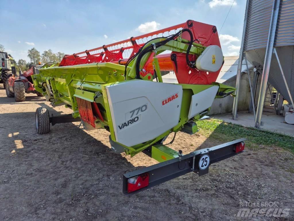 CLAAS Vario 770 Combine Attachments