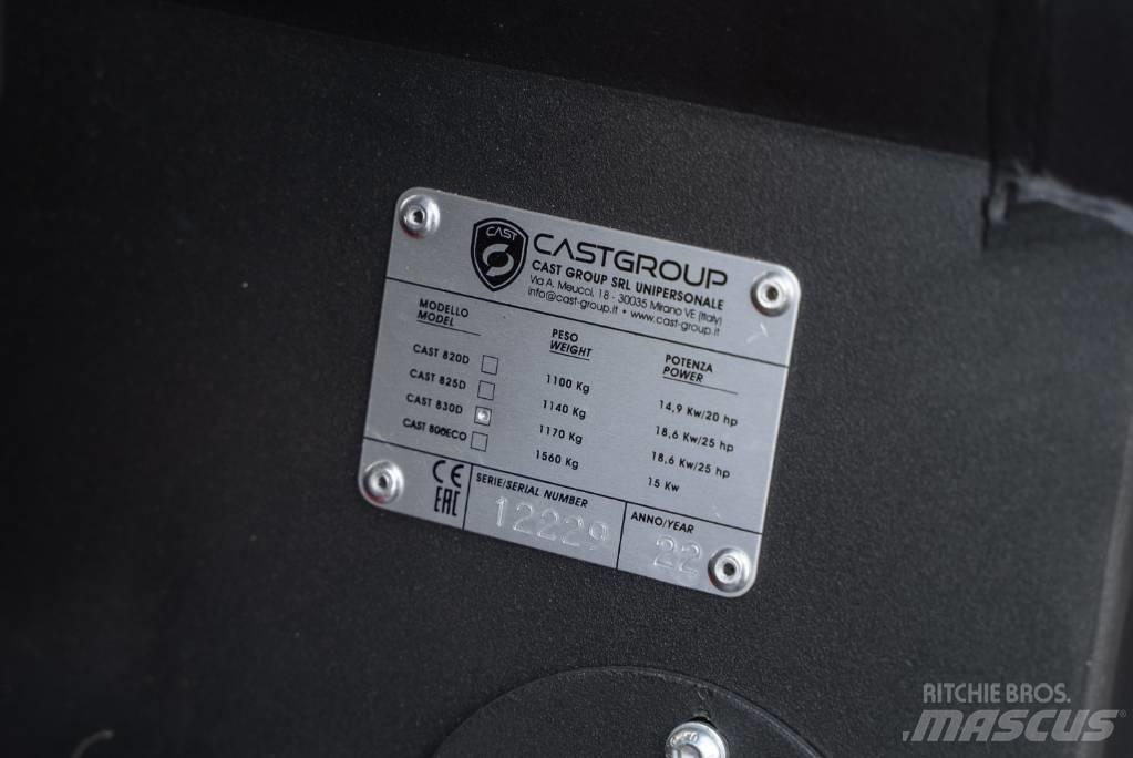 Cast 830D CARBON Mini Loader