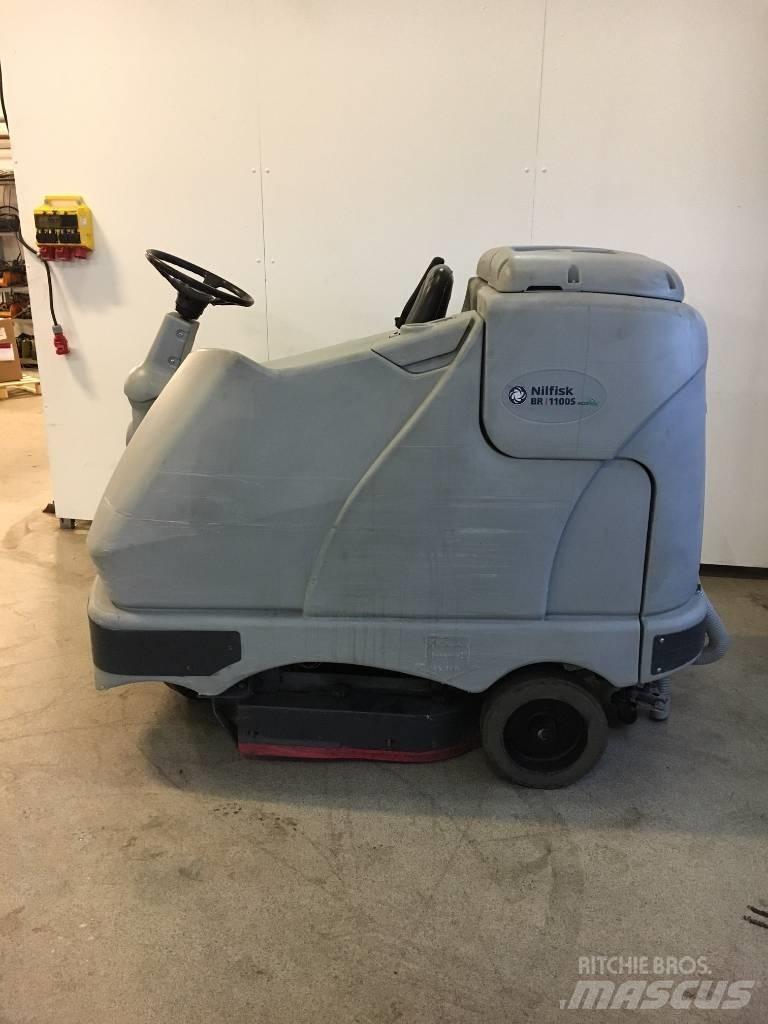 Nilfisk BR 1100 Combination sweeper scrubbers