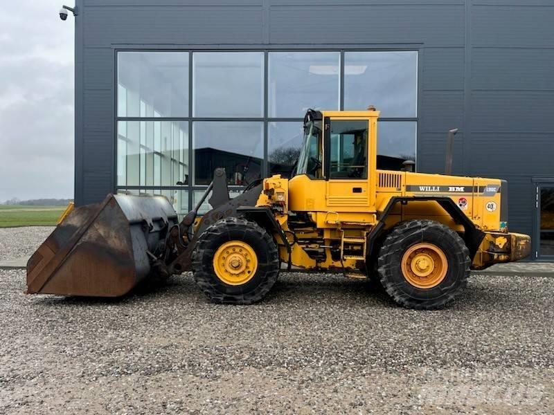 Volvo L 90 Wheel Loaders
