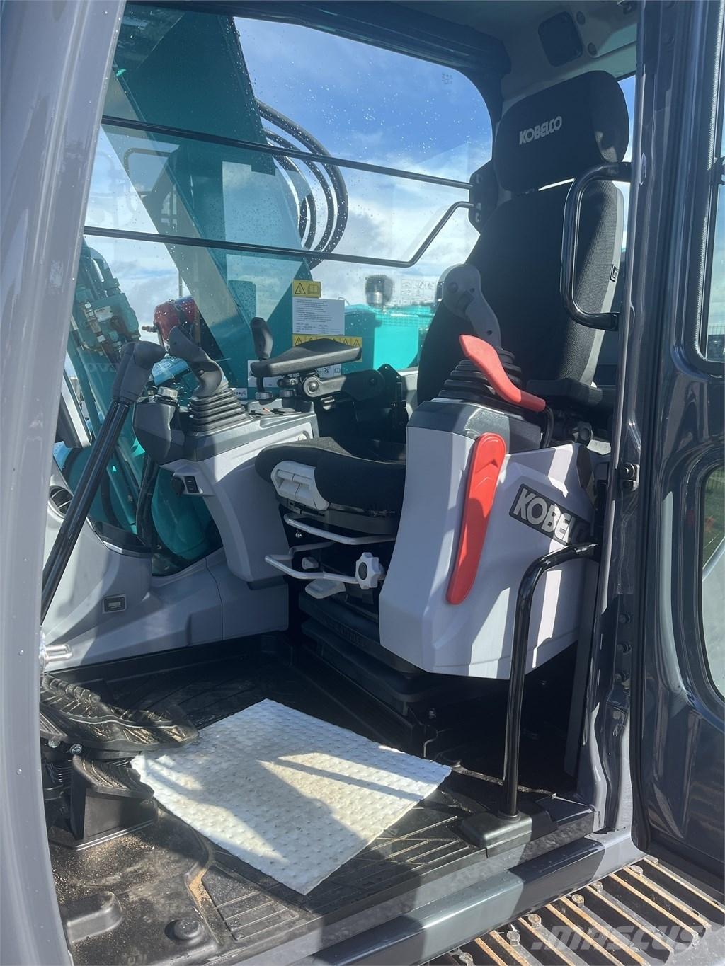 Kobelco SK 75 SR Mini excavators  7t - 12t