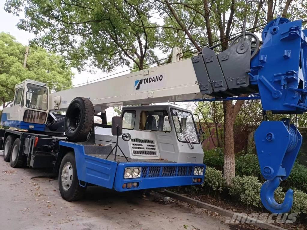 Tadano TL300E Mobile and all terrain cranes