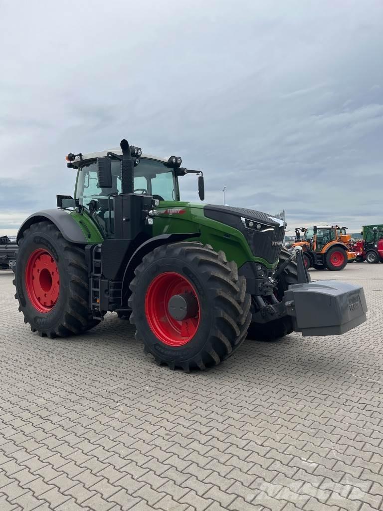 Fendt 1050 Tractors