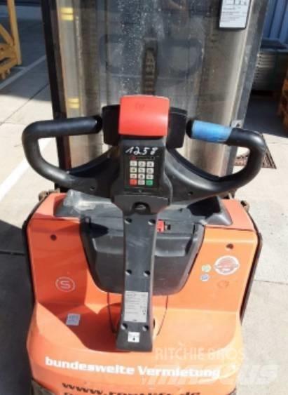 Toyota BT SWE 120L Manual Pallet Stacker