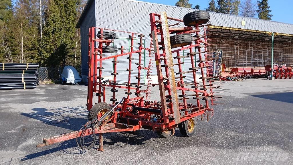Väderstad NZ Harrows