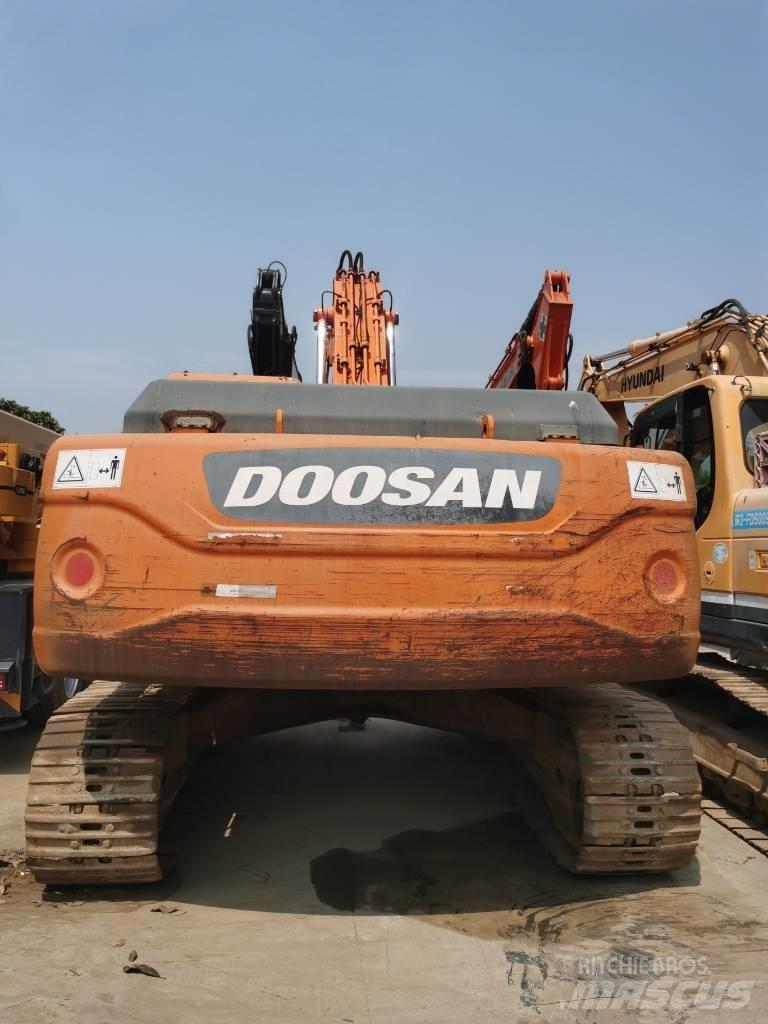 Doosan DX 300 LC--9C Crawler Excavators