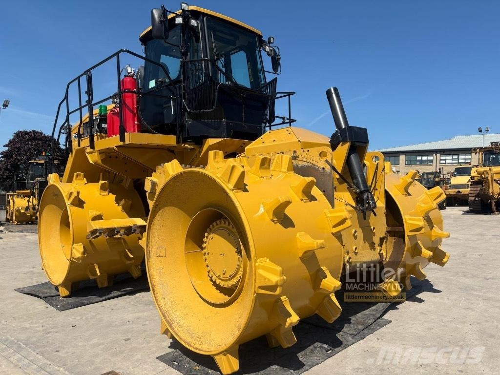CAT 826 Landfill compactors