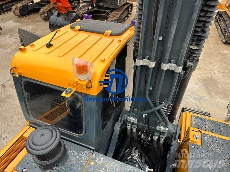 Hyundai 225-9S Crawler Excavators
