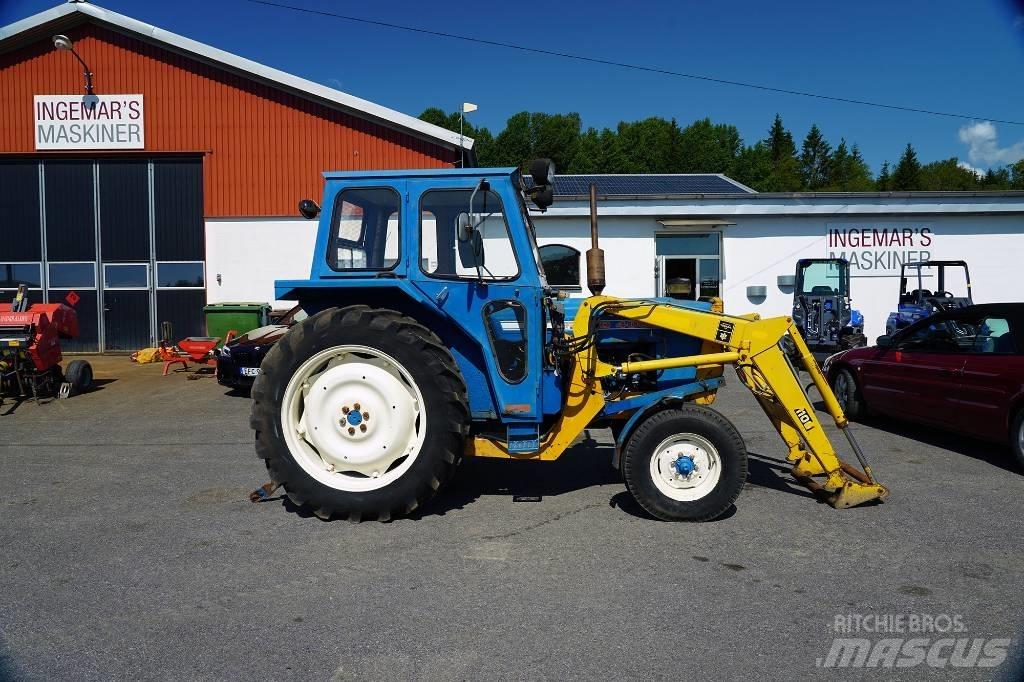 Ford 4000 - Traktor Tractors