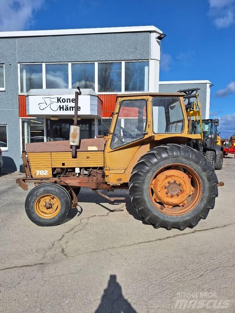 Valmet 702 Tractors