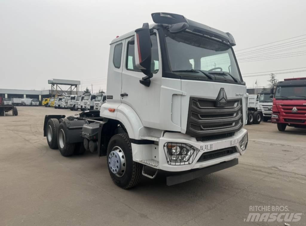 Howo NX Conventional Trucks / Tractor Trucks
