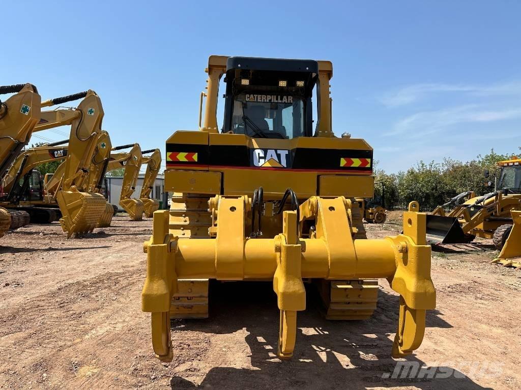 CAT D8R Crawler dozers