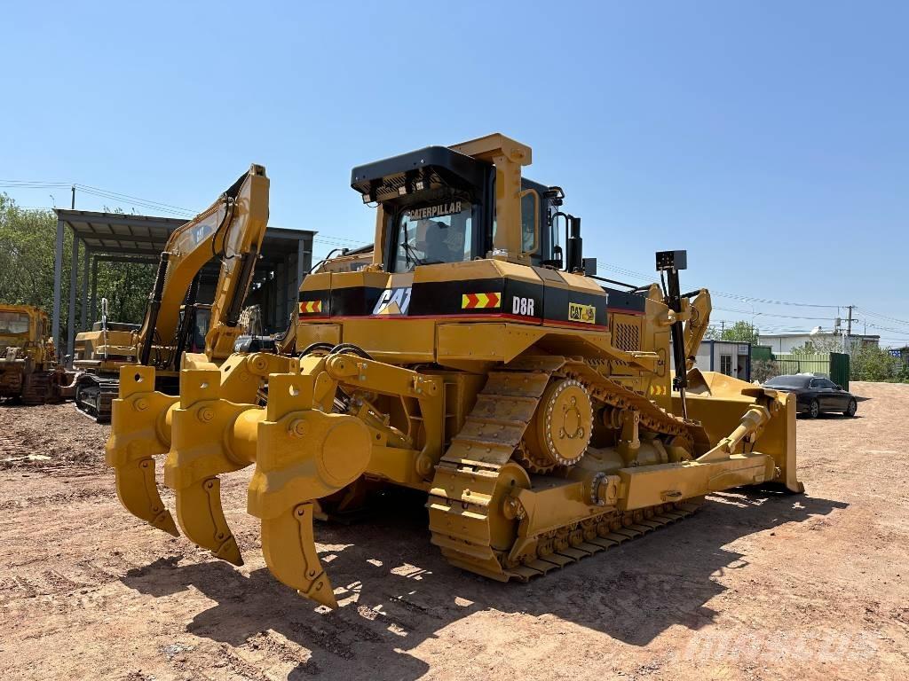 CAT D8R Crawler dozers