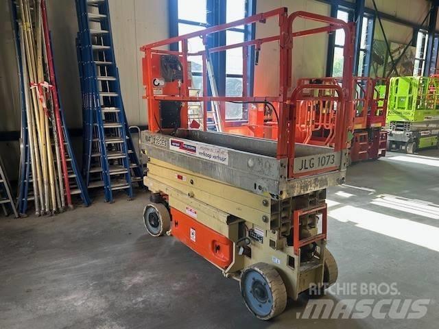 JLG 2030 ES Scissor Lifts