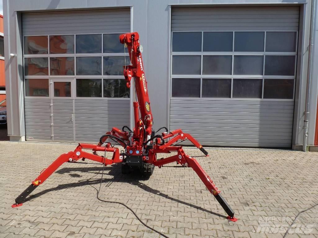 Unic URW-094 Crawler Cranes