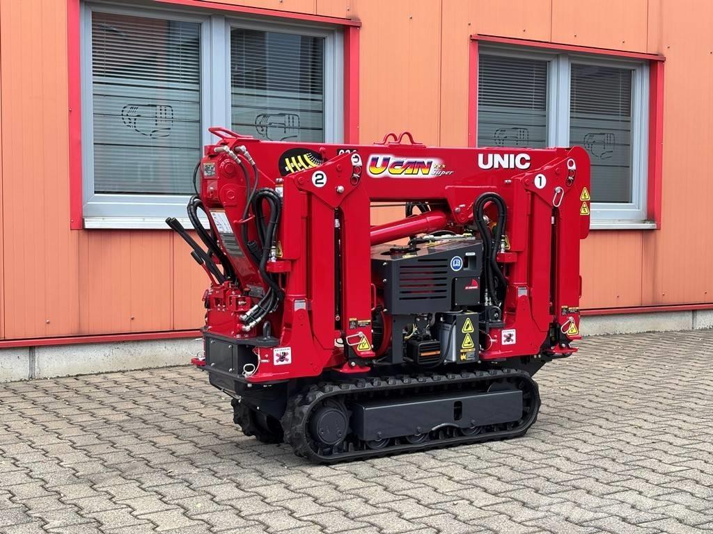 Unic URW-094 Crawler Cranes