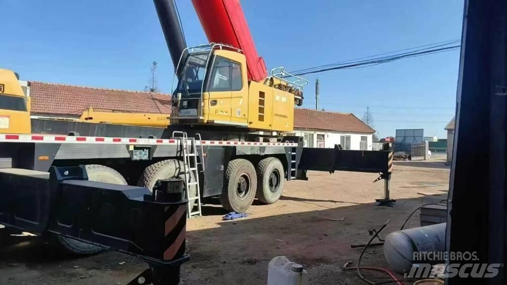 Sany SAC1600T8 Mobile and all terrain cranes