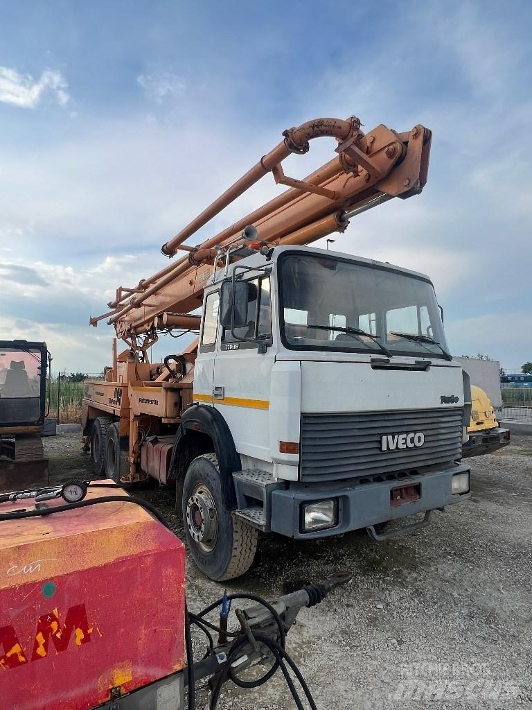 Iveco 330-36 H Dump Trucks