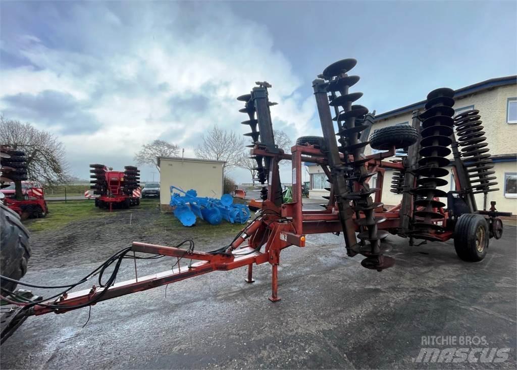 Bugnot XRV 668/56 Disc Harrows