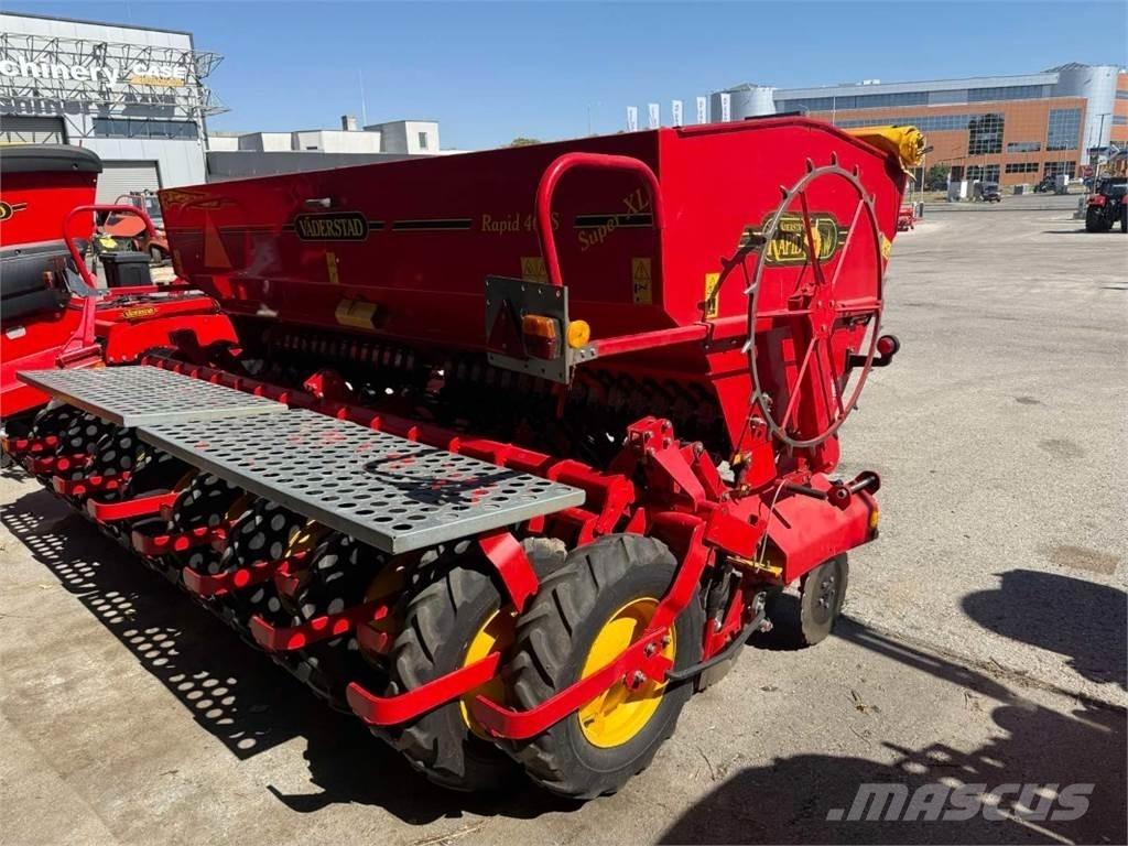 Väderstad RD400S Farm Drills