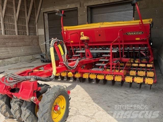 Väderstad Rapid400C Farm Drills
