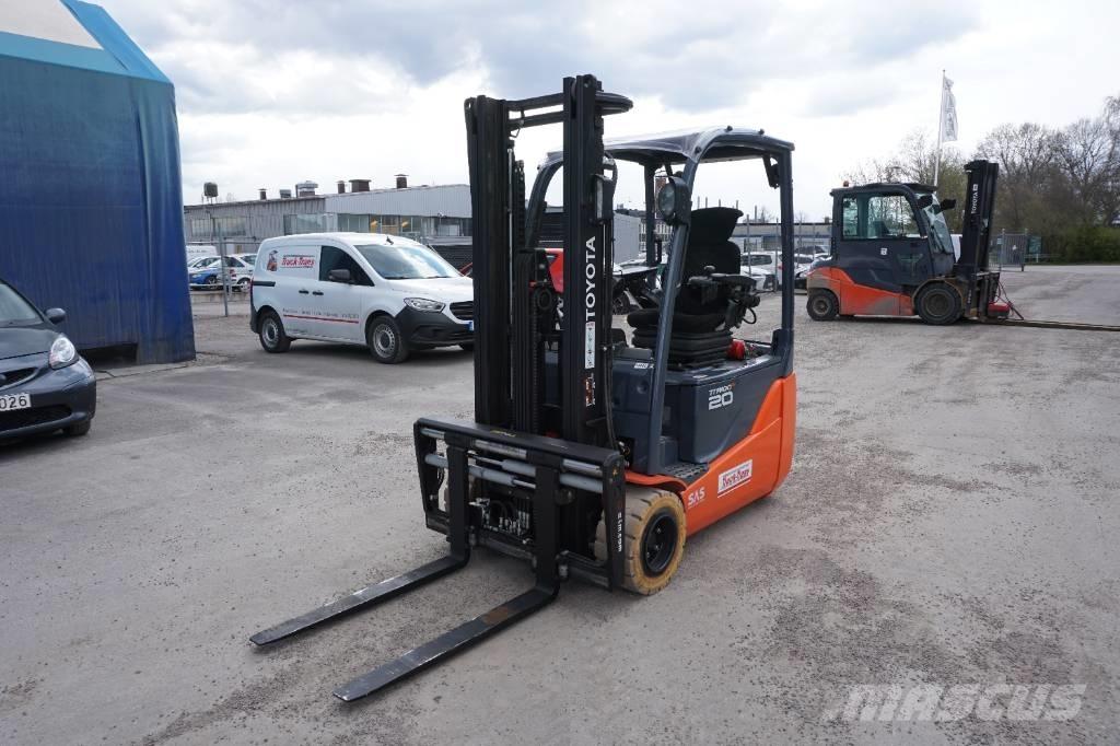 Toyota 8FBE20T Electric Forklifts