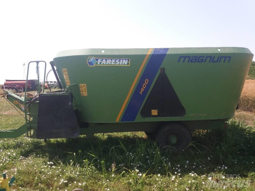 Faresin TMR-V-D 1400 Mixer feeders