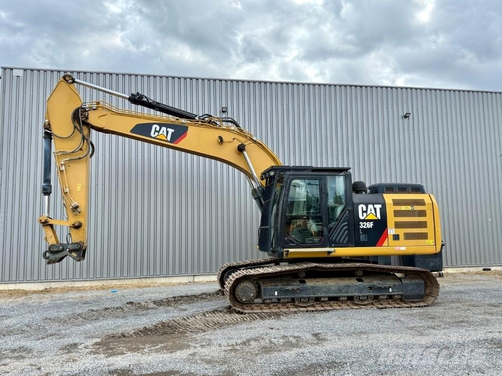 CAT 326 F L Crawler Excavators
