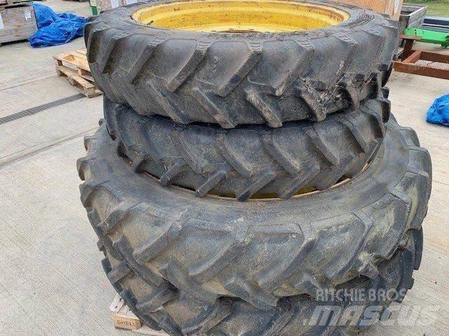 270/95R36 Tires, wheels and rims