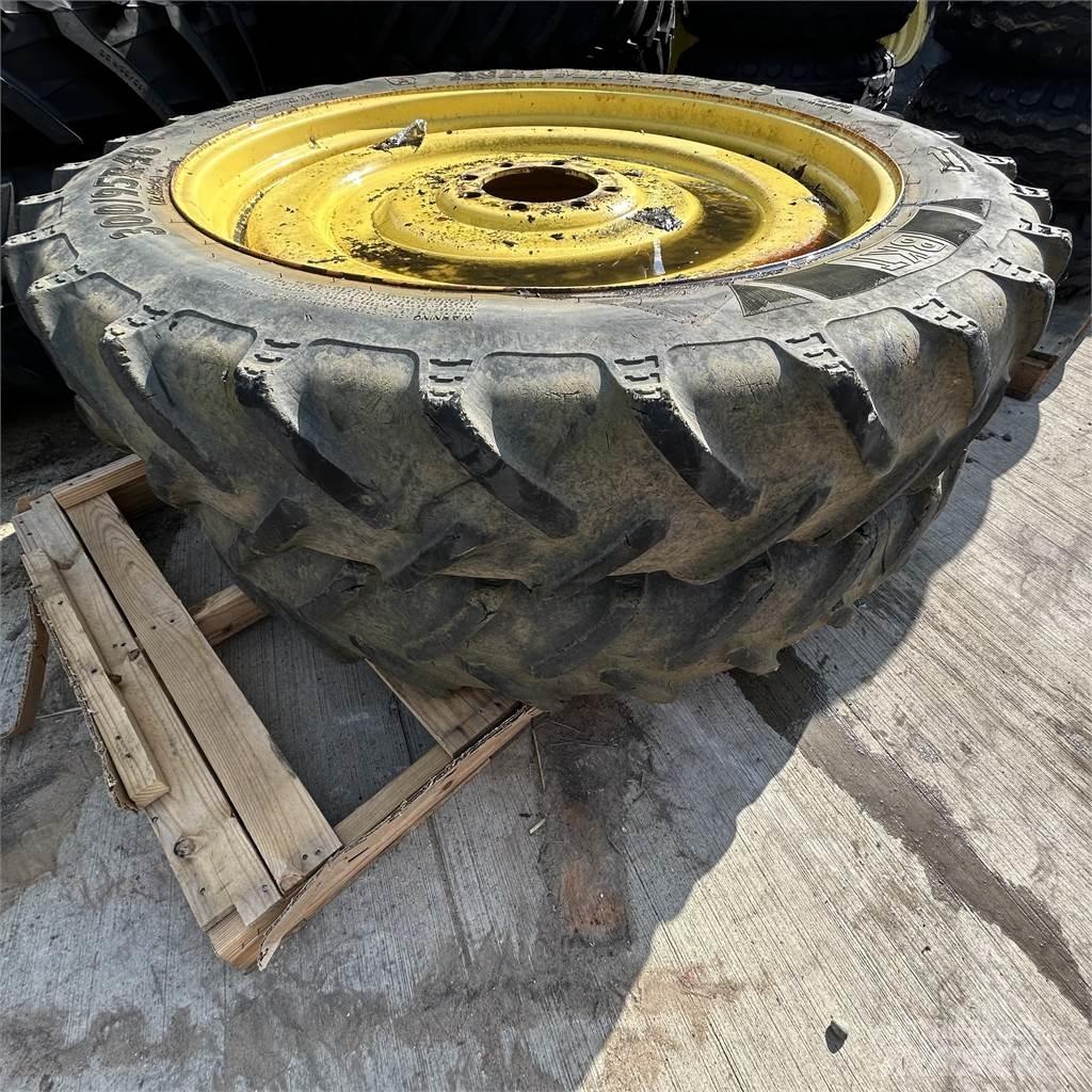  300/95R46 Tires, wheels and rims