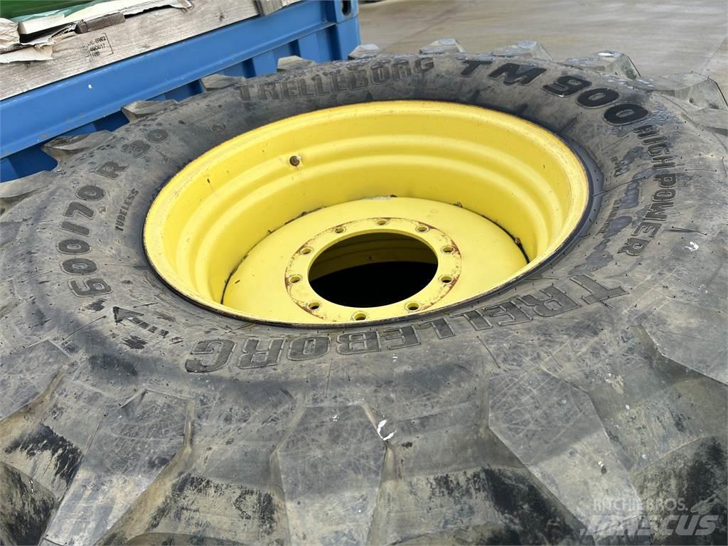  600/70R30 Tires, wheels and rims
