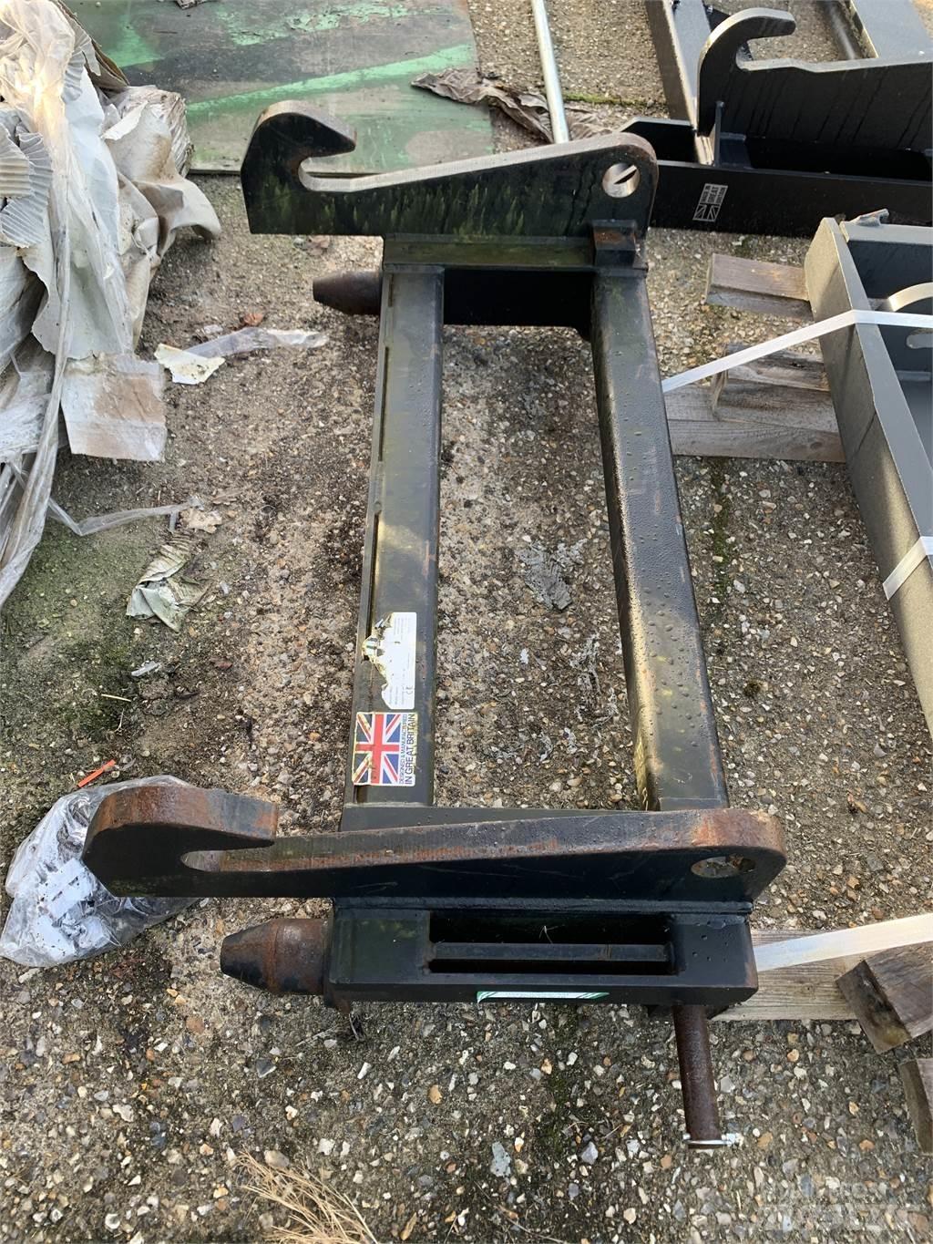  ADAPTOR PLATE Farm Equipment - Others