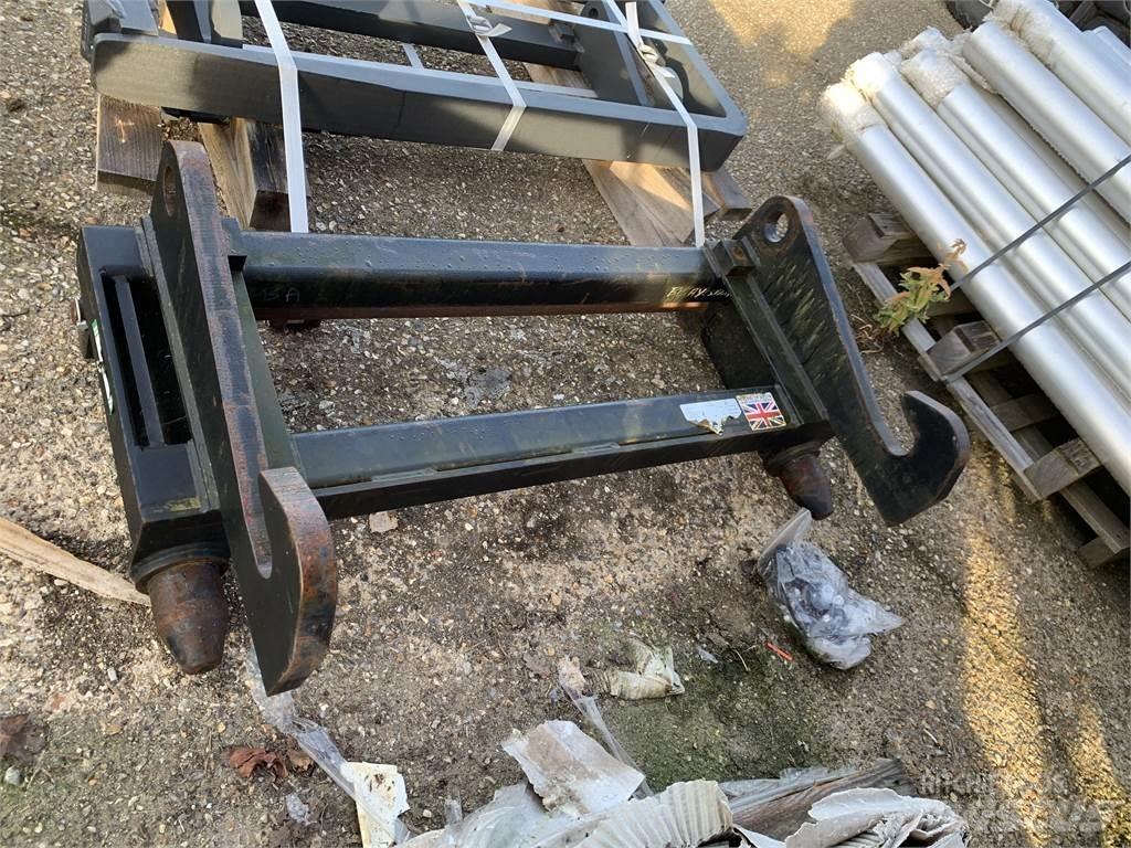  ADAPTOR PLATE Farm Equipment - Others