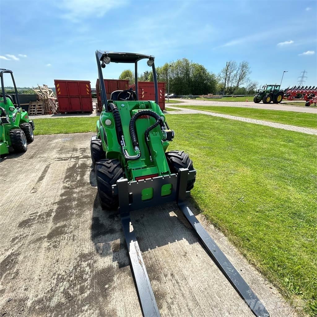 Avant 635I Farm Equipment - Others