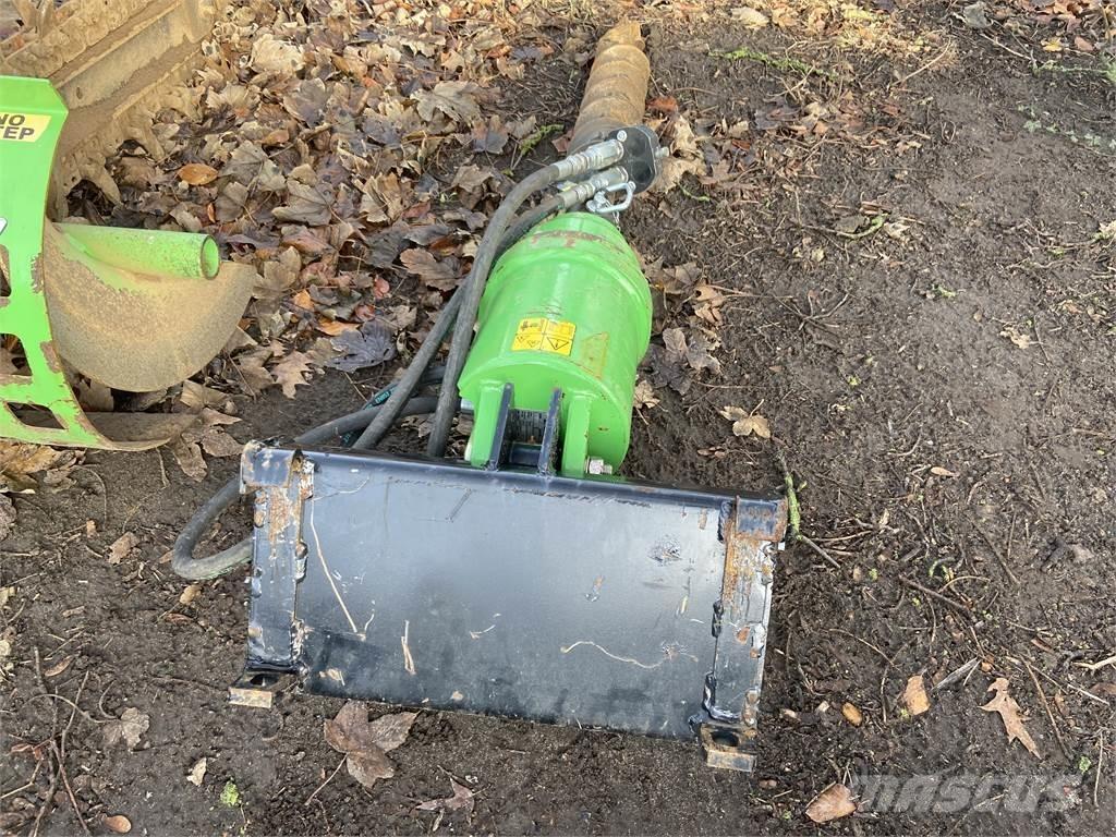 Avant A34032 Farm Equipment - Others